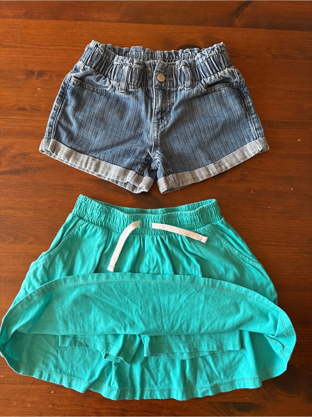 Girls Short set - Size 8 - Skort and denim shorts